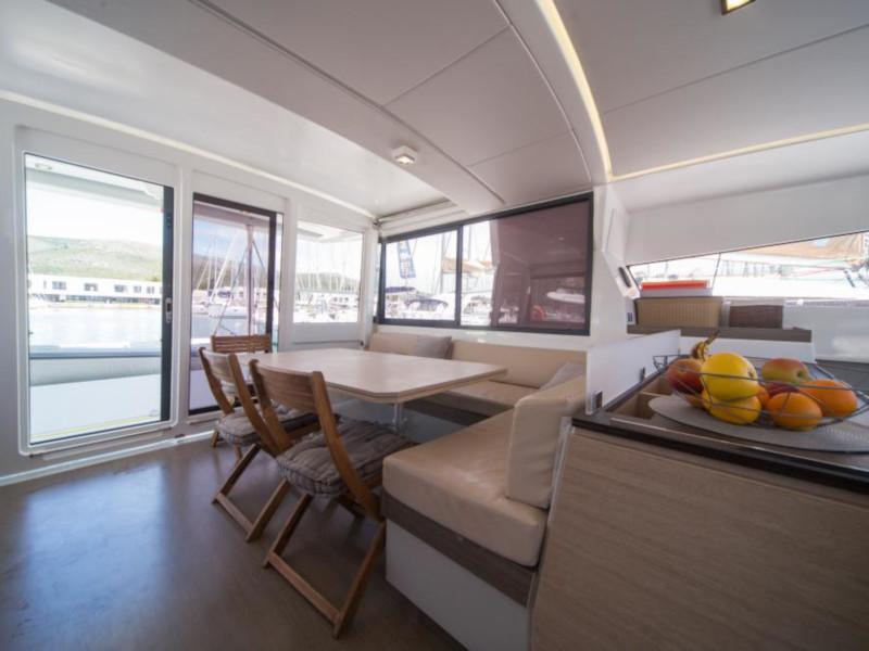 Book yachts online - catamaran - Bali 4.3 - Nougaro - rent