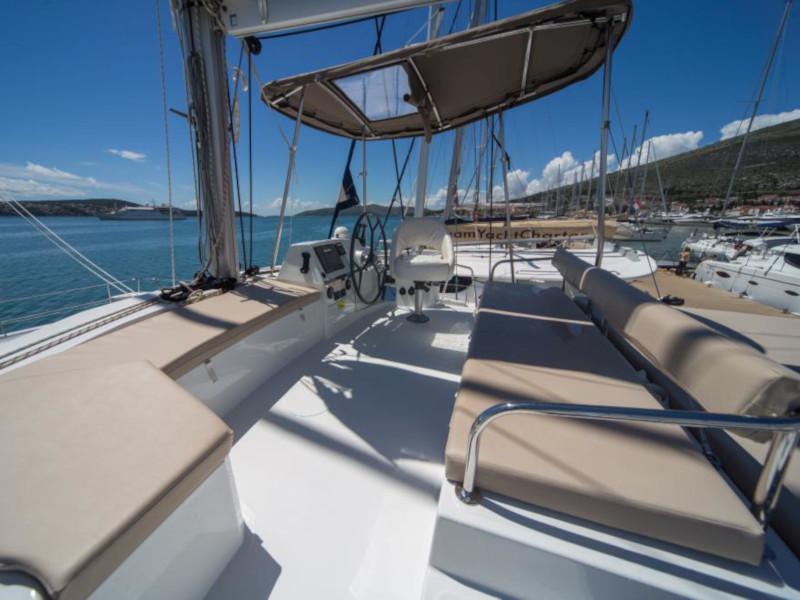 Book yachts online - catamaran - Bali 4.3 - Nougaro - rent