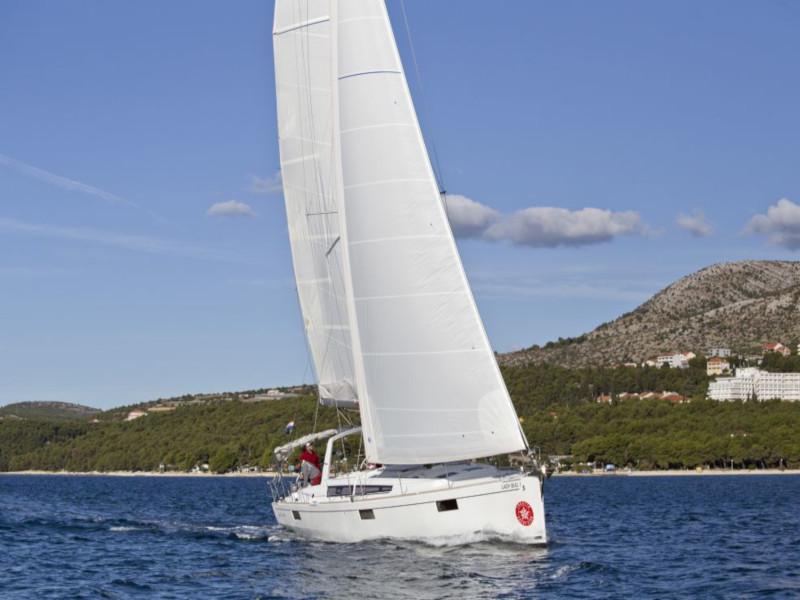 Book yachts online - sailboat - Oceanis 48 (10-4) - Lady Bug I - rent