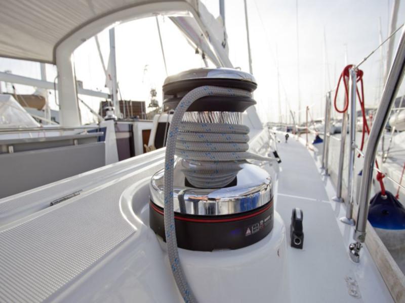 Book yachts online - sailboat - Oceanis 48 (10-4) - Lady Bug I - rent