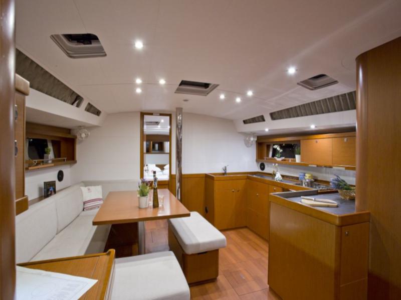 Book yachts online - sailboat - Oceanis 48 (10-4) - Lady Bug I - rent