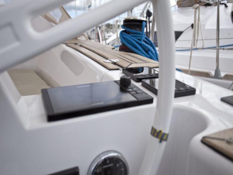 Book yachts online - sailboat - Elan Impression 45 - Midnight - rent