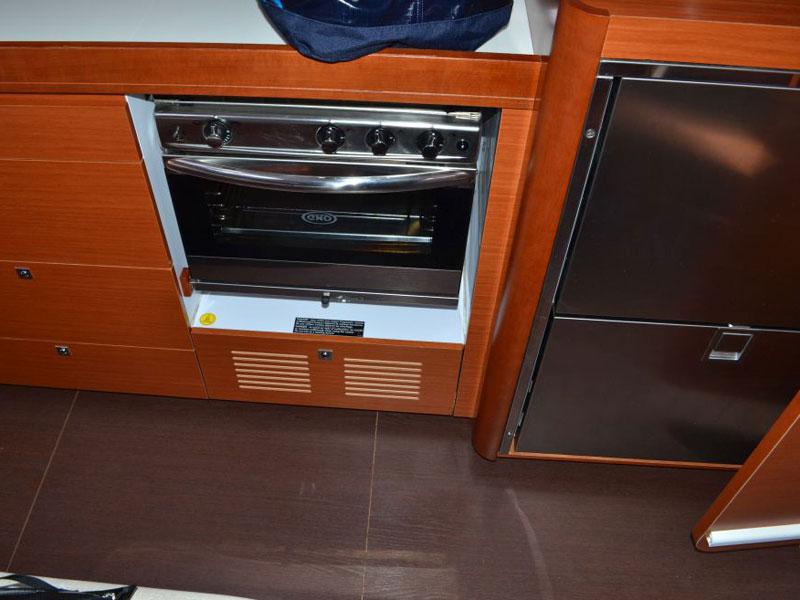 Book yachts online - sailboat - Dufour 460 Grand Large - Hobbes - rent