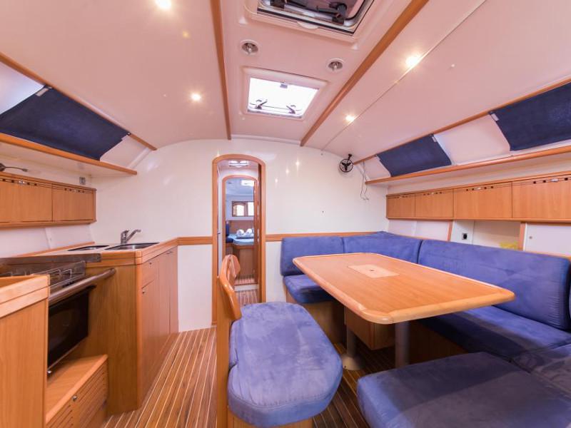 Book yachts online - sailboat - Harmony 47 - Sakatia - rent