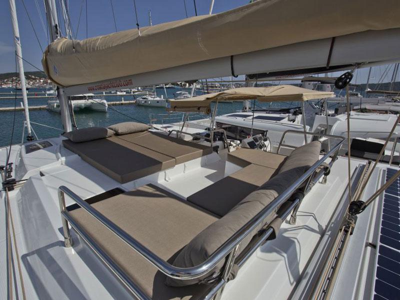 Book yachts online - catamaran - Saona 47 - Saga - rent