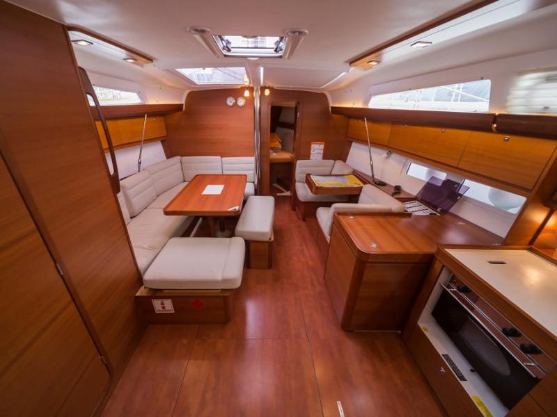 Book yachts online - sailboat - Dufour 410 Grand Large - Werther - rent