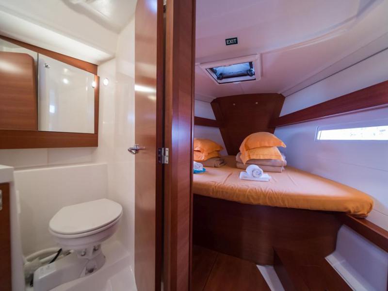 Book yachts online - sailboat - Dufour 410 Grand Large - Werther - rent