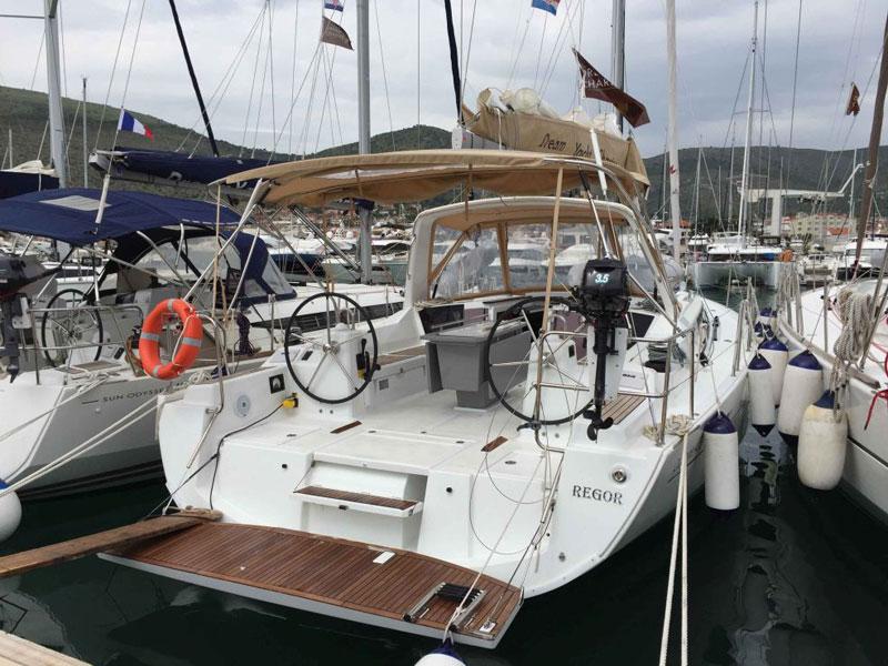 Book yachts online - sailboat - Oceanis 41.1 - Regor - rent