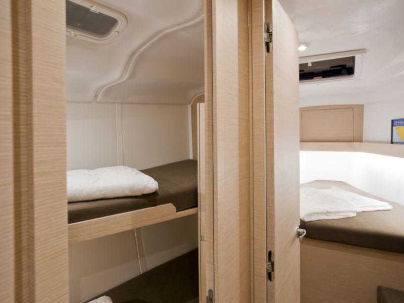 Book yachts online - sailboat - Elan Impression 45 - Skyfall - rent