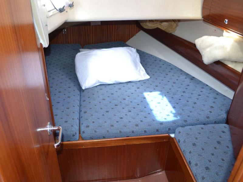 Book yachts online - sailboat - Bavaria 49 - Ivka I - rent
