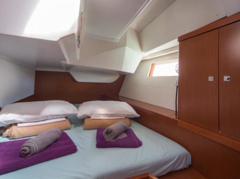 Book yachts online - sailboat - Oceanis 48 - Santorini - rent