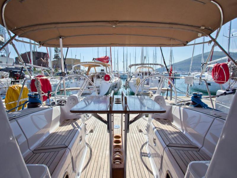 Book yachts online - sailboat - Elan Impression 40 - Majandra - rent