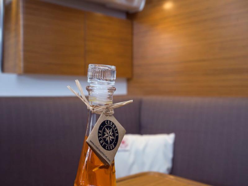 Book yachts online - sailboat - Elan Impression 40 - Majandra - rent