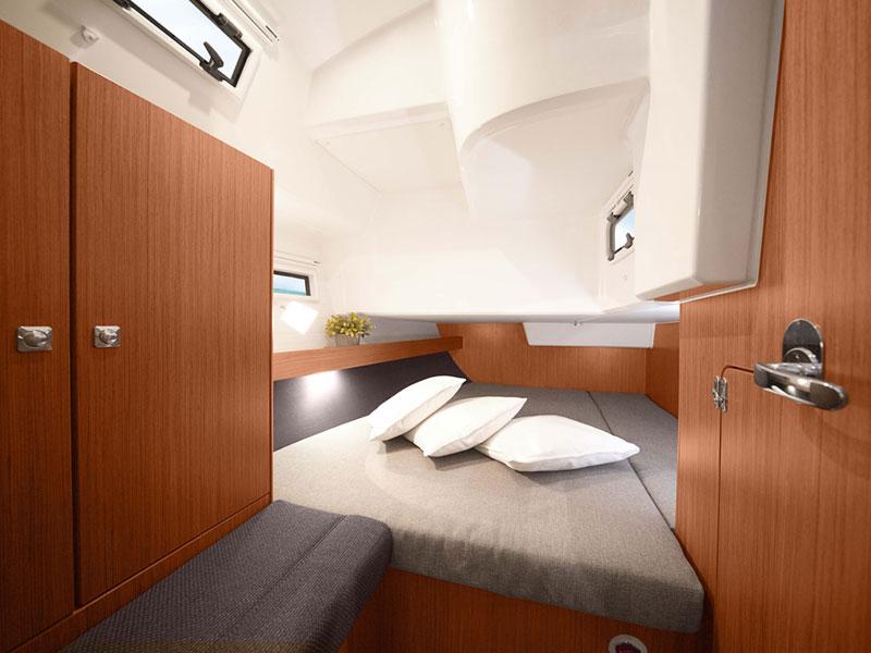 Book yachts online - sailboat - Bavaria Cruiser 41 (6) - Ariodante - rent