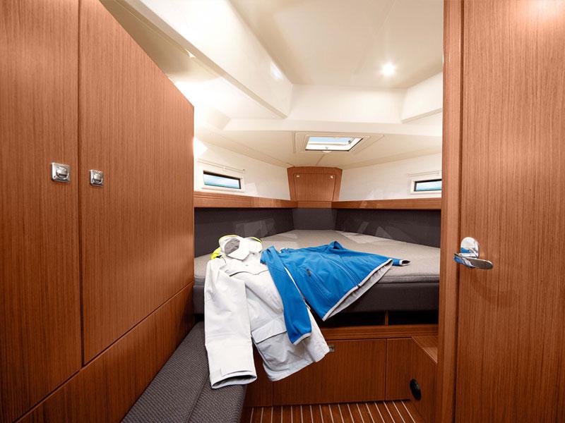 Book yachts online - sailboat - Bavaria Cruiser 41 (6) - Ariodante - rent