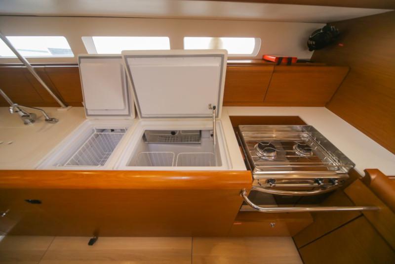 Book yachts online - sailboat - Sun Odyssey 519 - Malake - rent