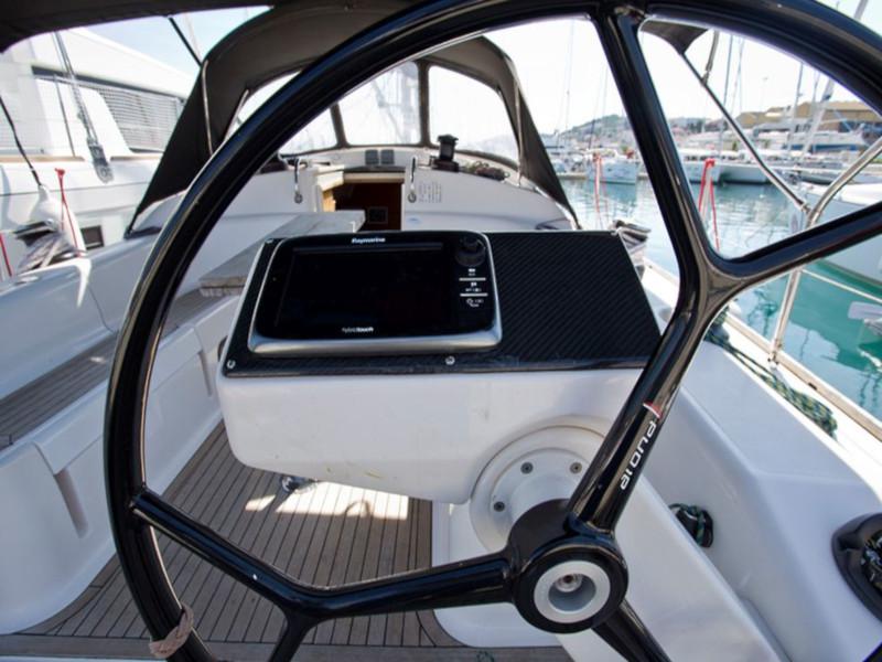 Book yachts online - sailboat - Salona 44 - Elva - rent