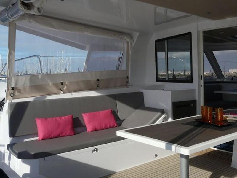 Book yachts online - catamaran - Nautitech Open 40 - Sea Garden - rent