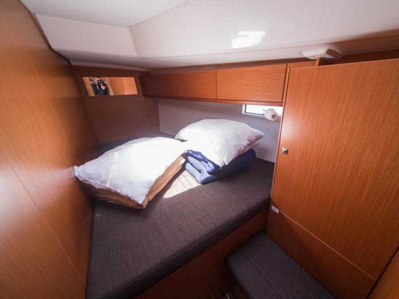 Book yachts online - sailboat - Bavaria Cruiser 46 - Matos - rent