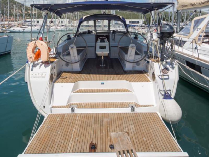 Book yachts online - sailboat - Bavaria Cruiser 46 - Matos - rent