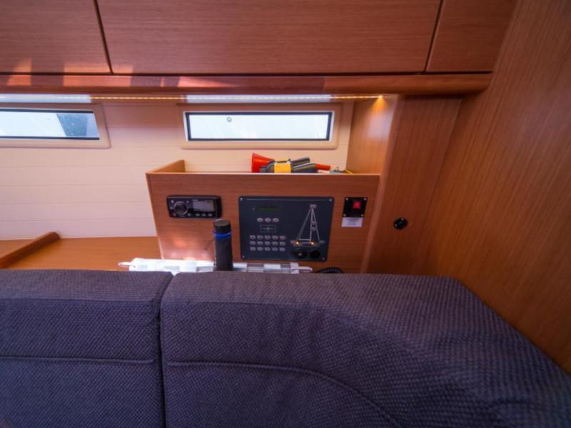 Book yachts online - sailboat - Bavaria Cruiser 46 - Matos - rent