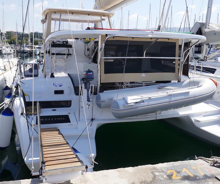 Book yachts online - catamaran - Lagoon 42 - Coral Seas - rent