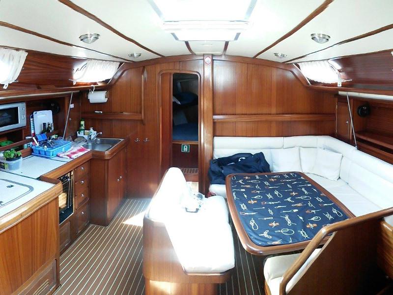 Book yachts online - sailboat - Bavaria 47 - Coae De Veja - rent