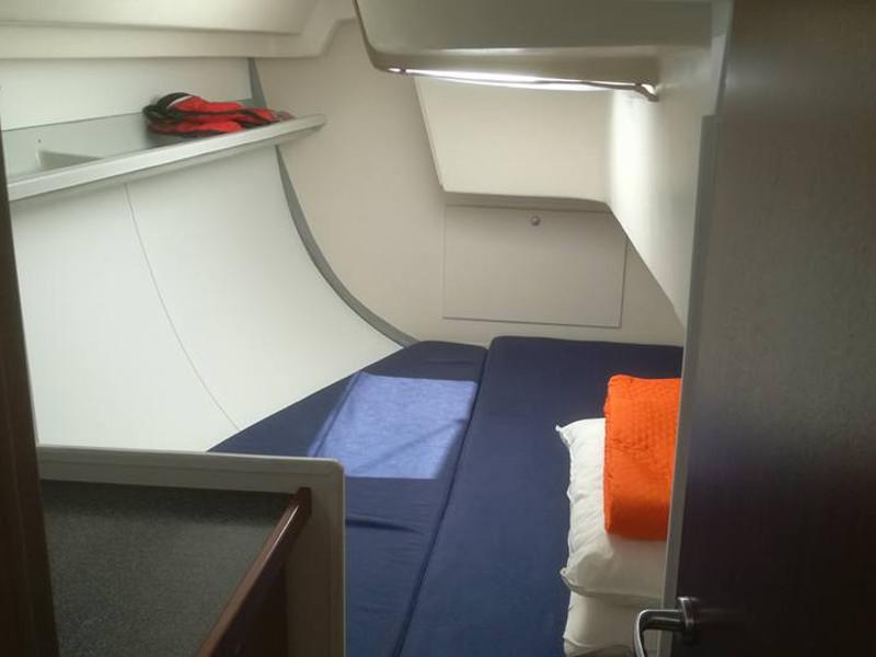 Book yachts online - sailboat - Hanse 400e - Lady - rent