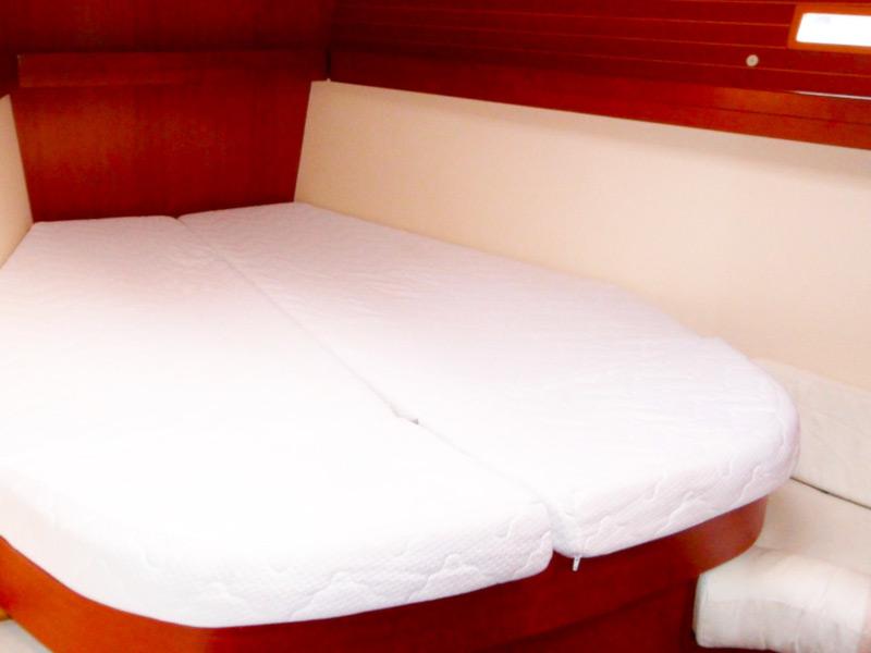 Book yachts online - sailboat - Dufour 425 - Franca - rent