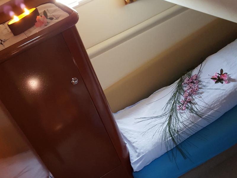 Book yachts online - motorboat - Prestige 36 Fly - Fortuna - rent