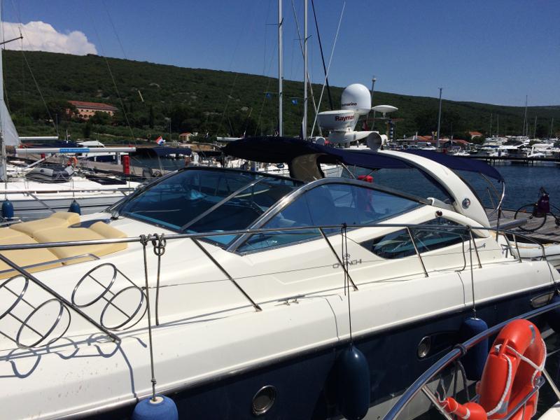 Book yachts online - motorboat - Cranchi Zaffiro 36 - Snoopy - rent