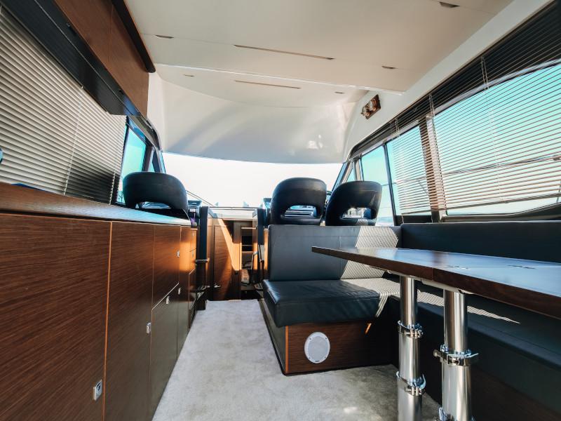 Book yachts online - motorboat - Bavaria R40 FLY - Borimir - rent