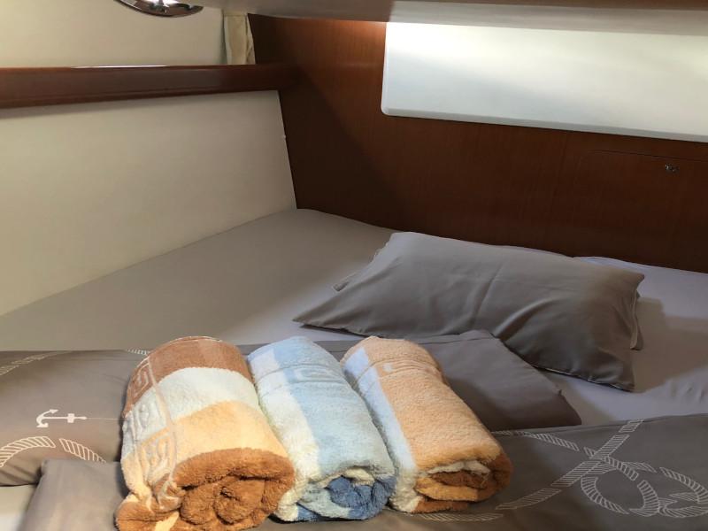 Book yachts online - motorboat - Antares 42 Fly - Santin - rent