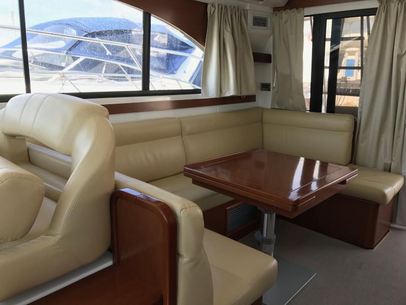 Book yachts online - motorboat - Antares 42 Fly - Santin - rent