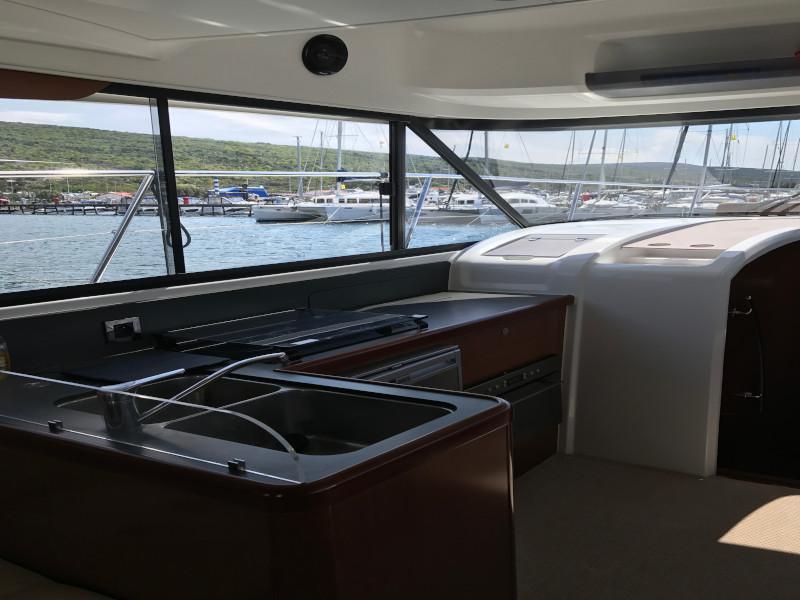 Book yachts online - motorboat - Antares 42 Fly - Santin - rent