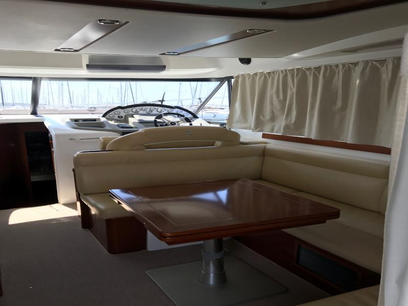 Book yachts online - motorboat - Antares 42 Fly - Santin - rent