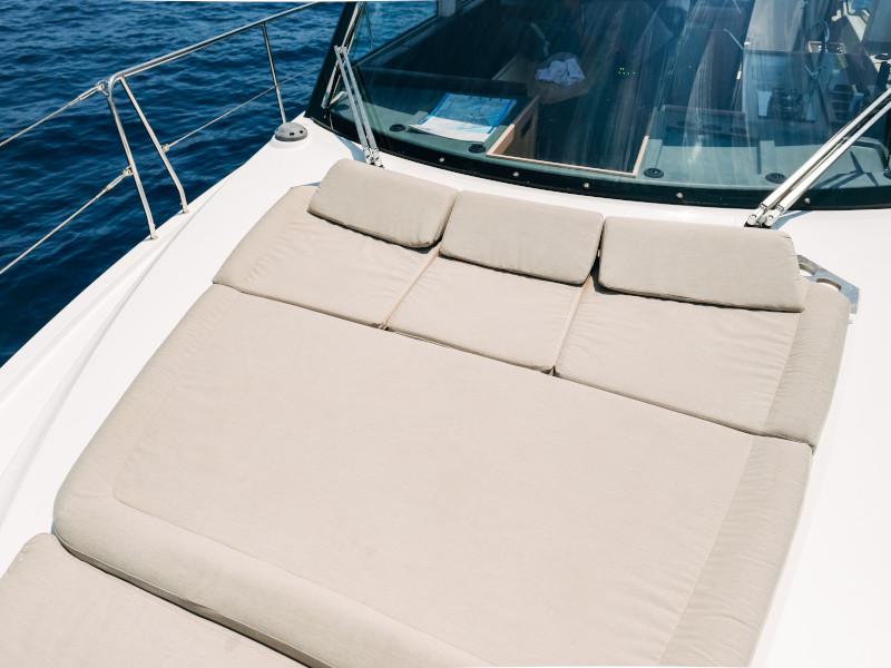 Book yachts online - motorboat - Bavaria E40 Fly - Ivona - rent