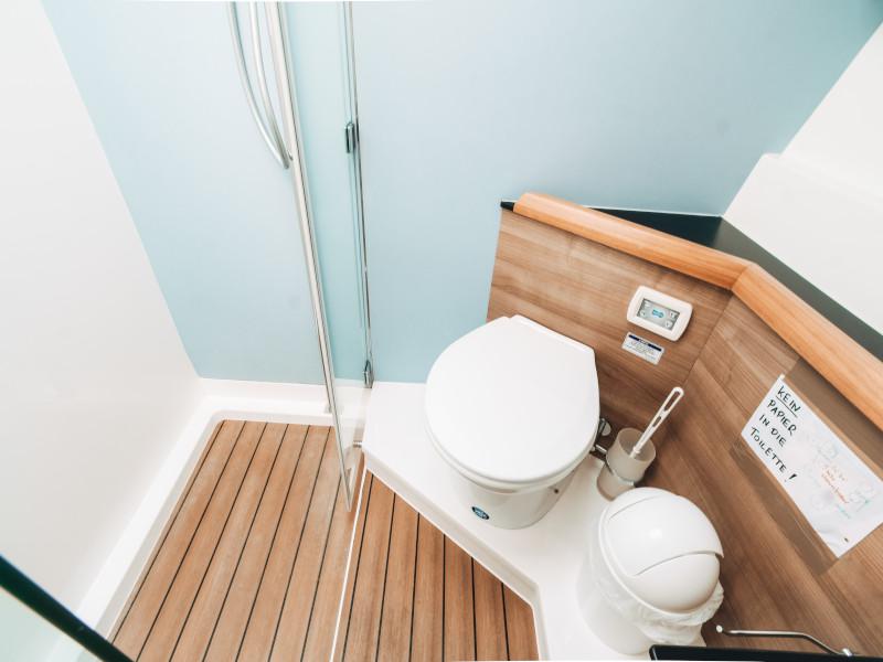 Book yachts online - motorboat - Sealine F 450 - Shuron - rent