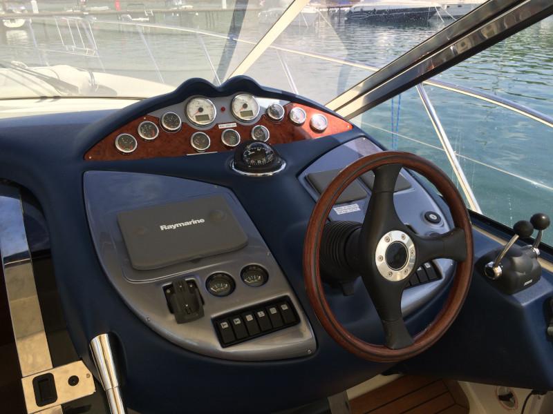 Book yachts online - motorboat - Atlantis 47 - B 747 - rent