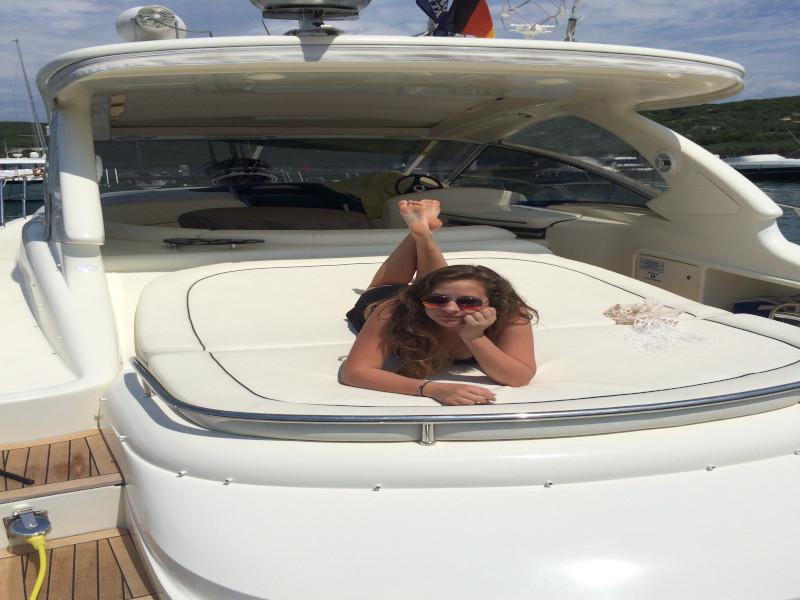 Book yachts online - motorboat - Atlantis 47 - B 747 - rent