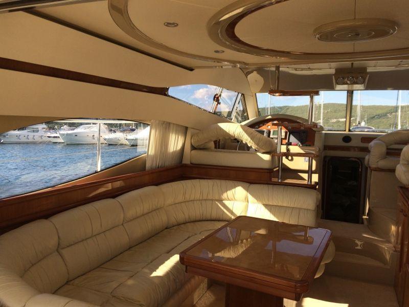 Book yachts online - motorboat - Ferretti 460 - Summertime - rent