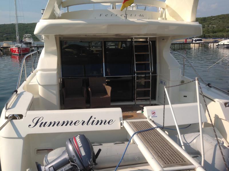 Book yachts online - motorboat - Ferretti 460 - Summertime - rent