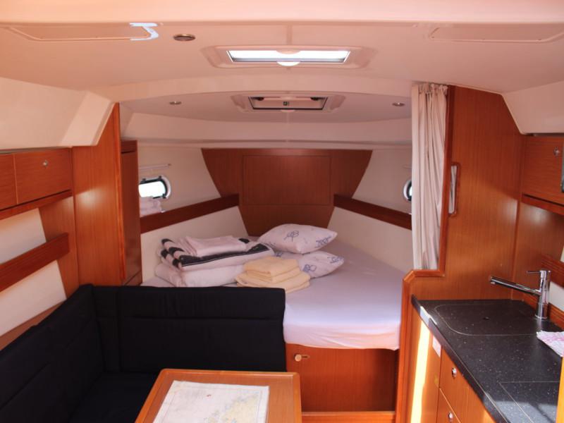 Book yachts online - motorboat - Bavaria 32 Sport - SILVI - rent