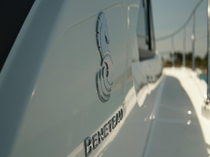 Book yachts online - motorboat - Antares 36 - Solavis - rent