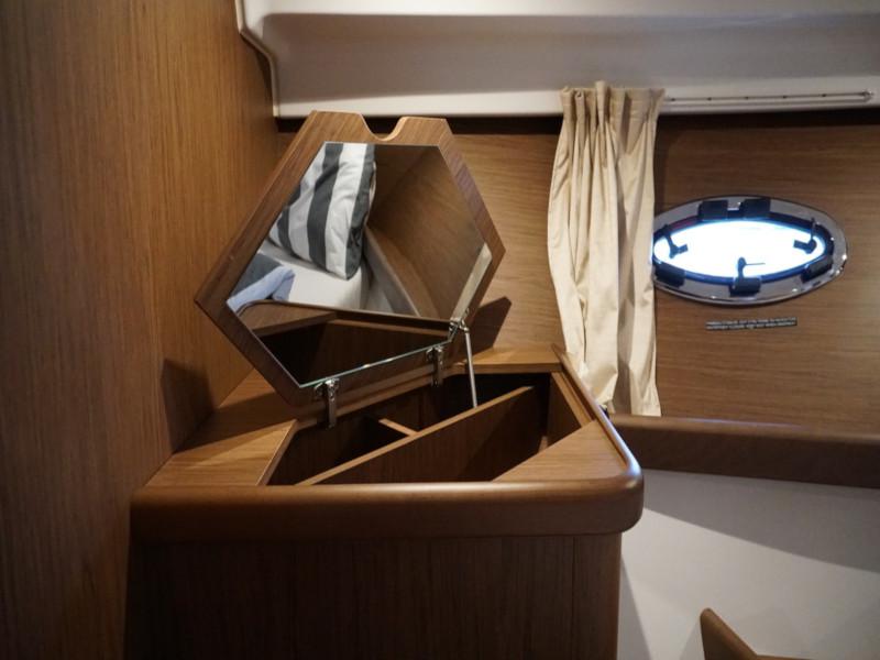 Book yachts online - motorboat - Antares 36 - Solavis - rent