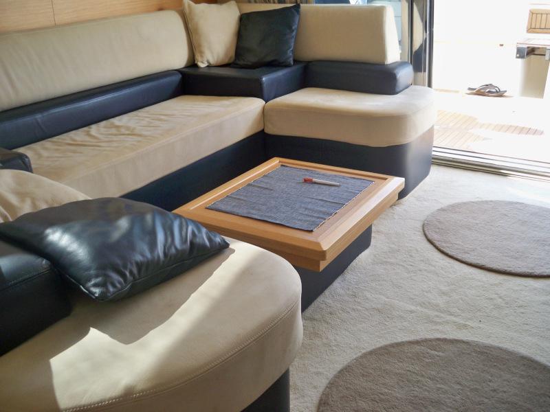 Book yachts online - motorboat - Azimut 43 Fly - Lou Ann - rent