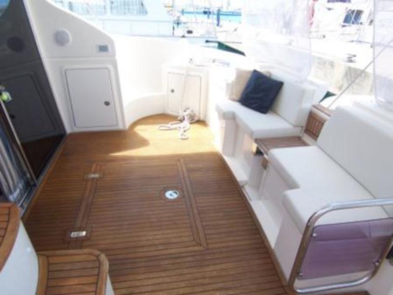 Book yachts online - motorboat - Azimut 43 Fly - Lou Ann - rent