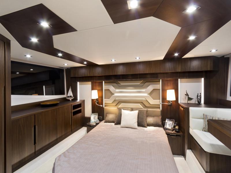 Book yachts online - motorboat - Galeon 500 Fly - Barbara - rent