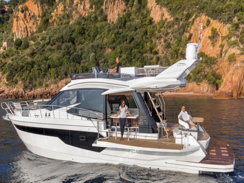 Book yachts online - motorboat - Galeon 500 Fly - Barbara - rent