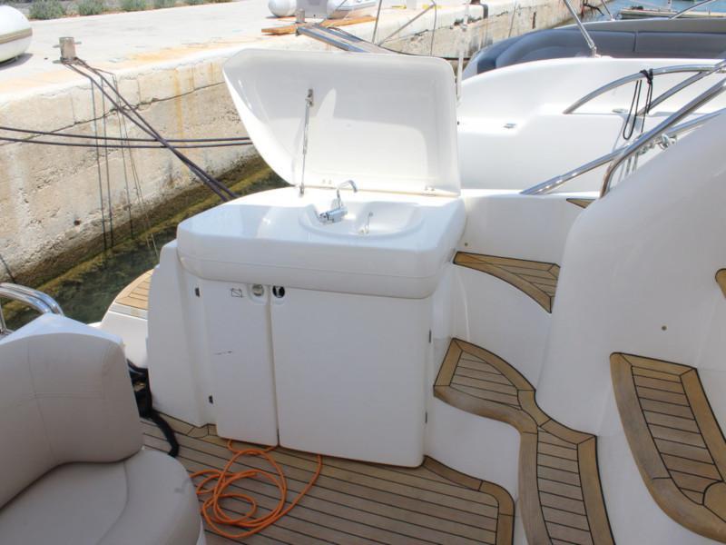 Book yachts online - motorboat - Sealine F42-5 Fly - SUNSHINE 8 - rent